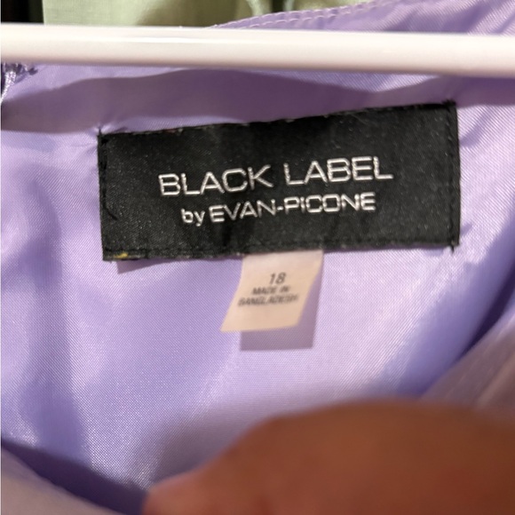 Evan Picone Lavender Sheath Dress - Picture 4 of 5